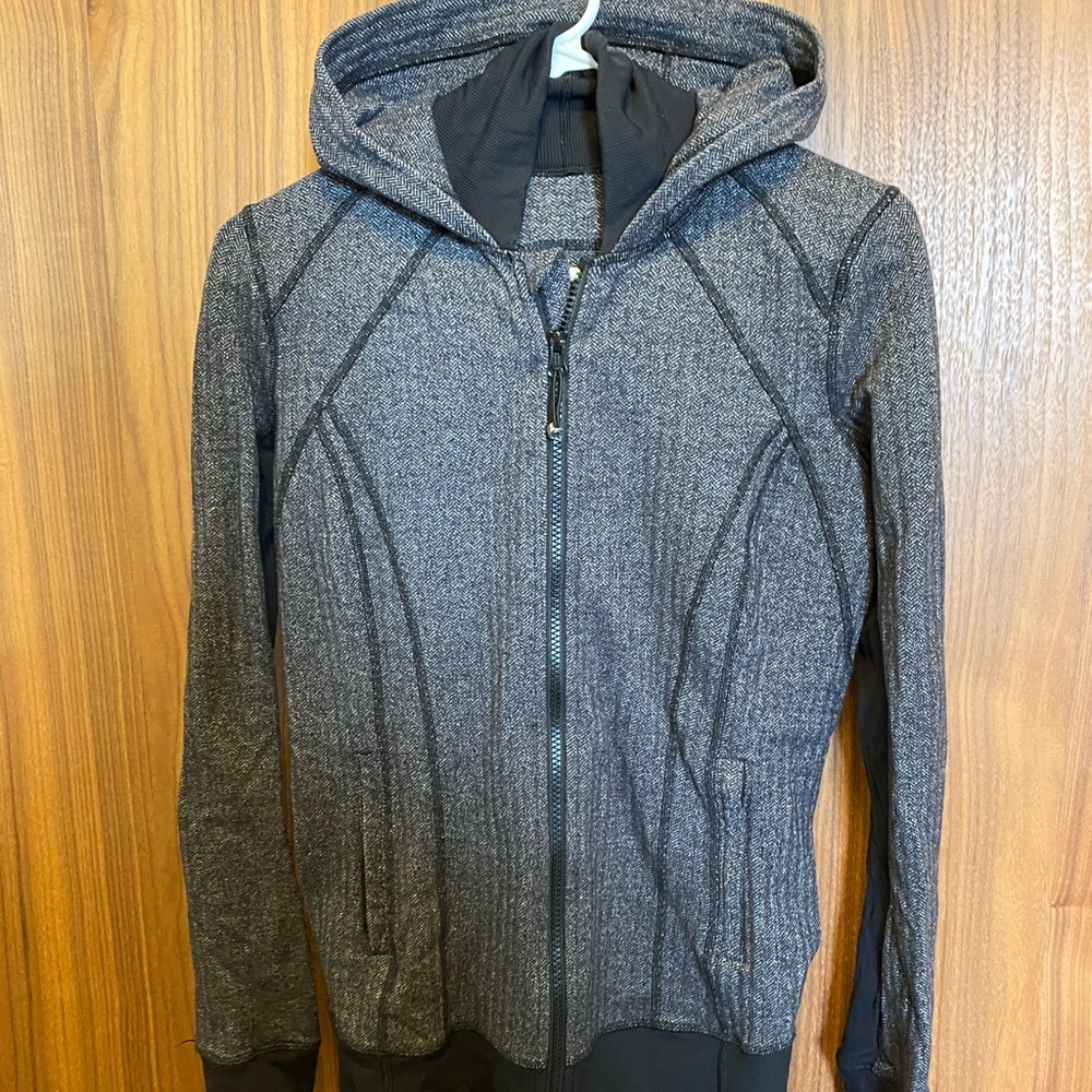 Lululemon zip up